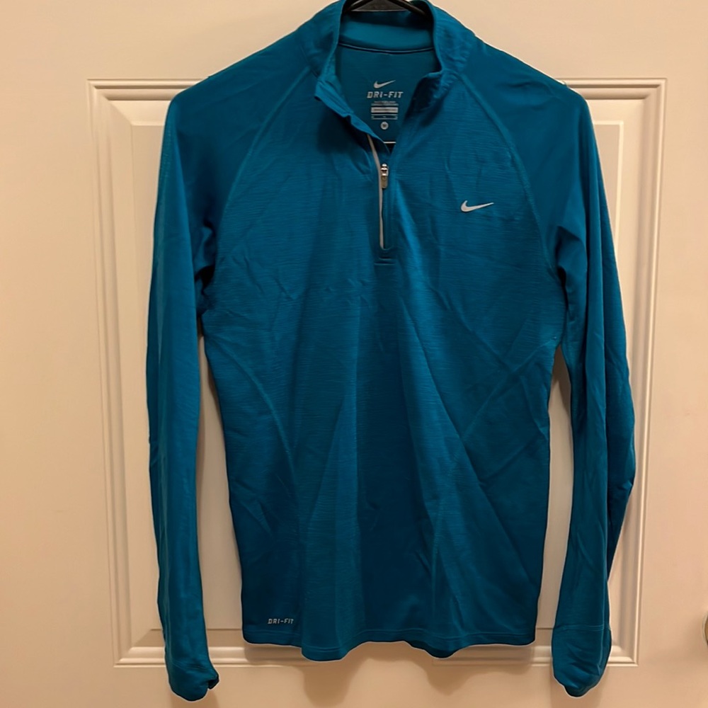 Nike pullover